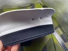 Lade das Bild in den Galerie-Viewer, Original British Royal Navy Ratings Cap - Size 59cm - The Militaria Shop