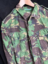 Load image into Gallery viewer, Surplus British Army DPM Pattern Camouflaged Smock Combat-180/96 - The Militaria Shop