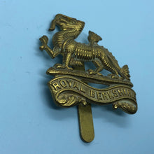 Load image into Gallery viewer, Genuine British Army Cap Badge - Royal Berkshire Regiment - The Militaria Shop
