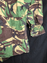 Charger l'image dans la galerie, Genuine Army Surplus British DPM Camouflaged Combat Smock Jacket - Size 180/88 - The Militaria Shop