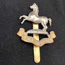 Charger l'image dans la galerie, Original British Army WW1 / WW2 The King's Liverpool Regiment Cap Badge - The Militaria Shop