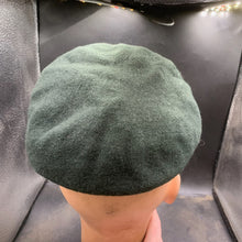 Lade das Bild in den Galerie-Viewer, Genuine British Army Forces Beret - Light Infantry - Size 53 - The Militaria Shop