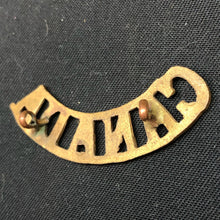 Load image into Gallery viewer, Original WW1 Canadian Army Brass Shoulder Title - CANADA - The Militaria Shop