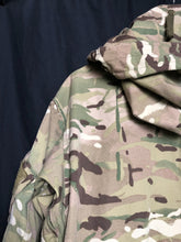Charger l'image dans la galerie, British Army MTP Camouflaged Windproof Combat Jacket Smock - Size 180/96 - The Militaria Shop