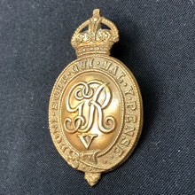 Lade das Bild in den Galerie-Viewer, WW1 British Army Cap Badge - Household Battalion - The Militaria Shop