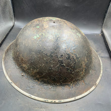 Lade das Bild in den Galerie-Viewer, Original British Army WW2 Mk2 Combat Steel Helmet - The Militaria Shop