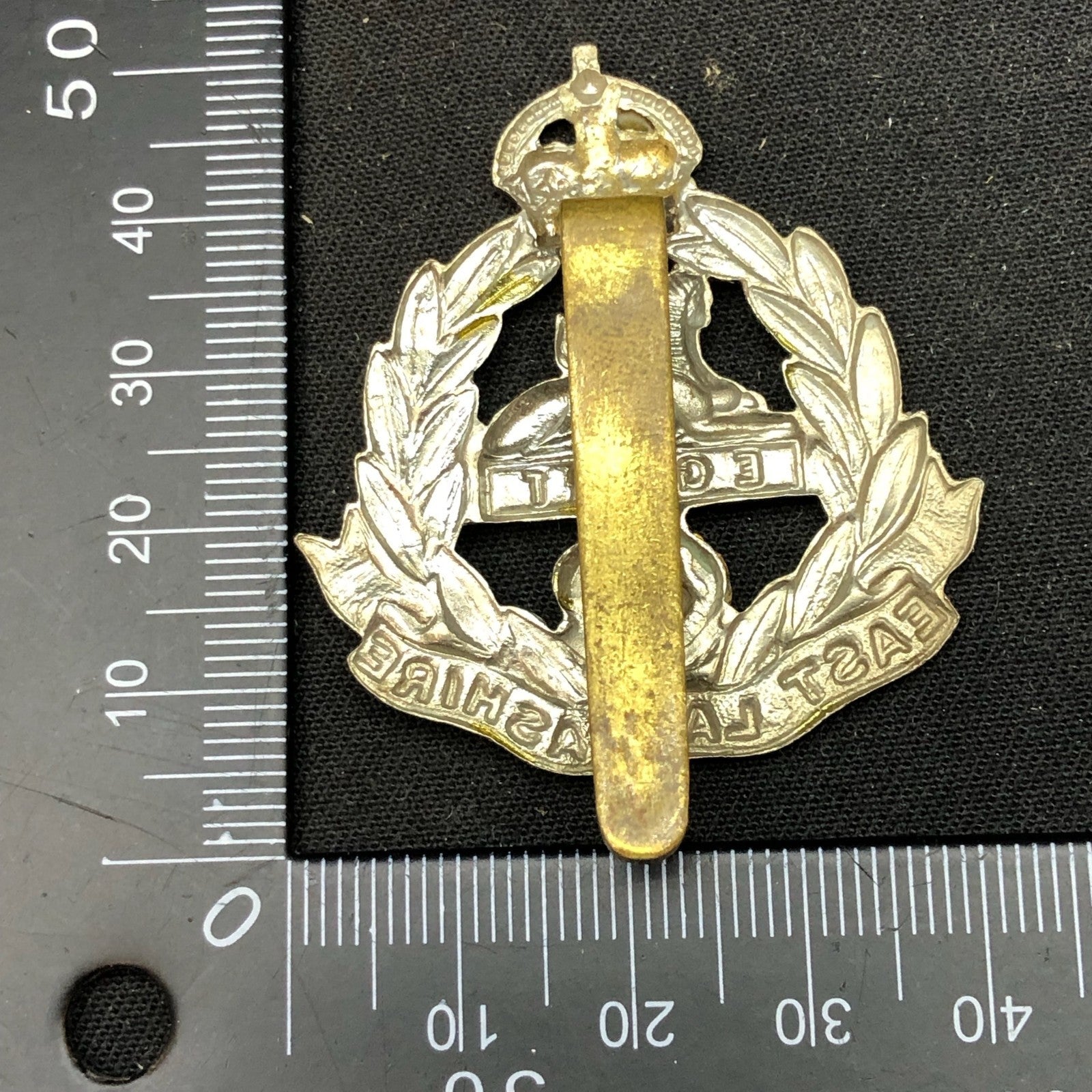Original WW2 British Army Cap Badge - East Lancashire Regiment - The Militaria Shop