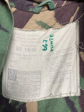 Charger l'image dans la galerie, Genuine Army Surplus British DPM Camouflaged Combat Smock Jacket - Size 170/104 - The Militaria Shop