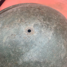 Lade das Bild in den Galerie-Viewer, WW2 Original British Army Mk2 Combat Helmet - The Militaria Shop