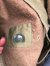Load image into Gallery viewer, Original British Army OD Green Middle Parka - Size 5 - 44" Chest - The Militaria Shop