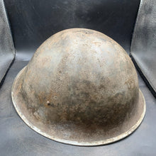 Charger l'image dans la galerie, Original British/Canadian Army WW2 Mk3 Turtle High Rivet Combat Steel Helmet - The Militaria Shop