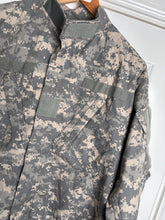 Load image into Gallery viewer, Surplus US Army ACU Combat Uniform Jacket-Medium Long - The Militaria Shop