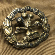 Load image into Gallery viewer, Original WW1 British Army South Lancashire Regiment Cap Badge - The Militaria Shop