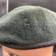 Lade das Bild in den Galerie-Viewer, Genuine British Army Forces Rifles Wool Beret - Size 57 - The Militaria Shop