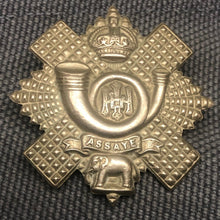 Load image into Gallery viewer, Original WW2 British Army Cap Badge - Highland Light Infantry - The Militaria Shop