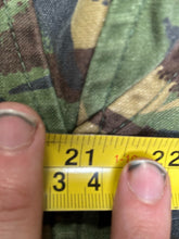 Load image into Gallery viewer, Surplus British Army Woodland DPM Smock Combat Jacket -Size 42inch chest - The Militaria Shop
