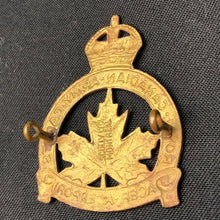 Load image into Gallery viewer, Original British Army WW2 Royal Canadian Army Cadets Cap Badge - The Militaria Shop