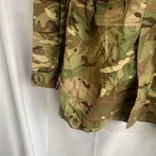 Charger l'image dans la galerie, British Army MTP Camouflaged Combat Jacket 2 Warm Weather -Grade 1- Size 170/96 - The Militaria Shop