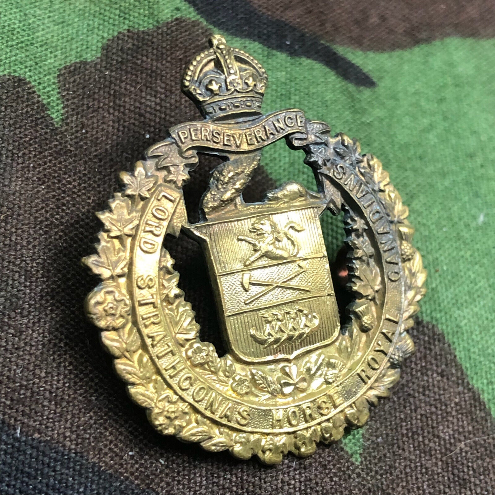 Original Canadian Army Lord Strathcona's Horse (Royal Canadians) Cap Badge - The Militaria Shop