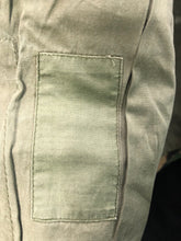 Charger l'image dans la galerie, Genuine British Army 68 Pattern DPM Field Jacket Smock - 36" Chest - The Militaria Shop