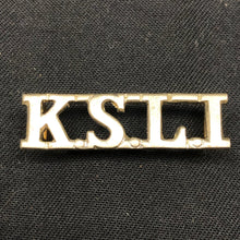 Load image into Gallery viewer, Original WW1 British Army Brass Shoulder Title KSLI King's Shropshire Light Inf - The Militaria Shop