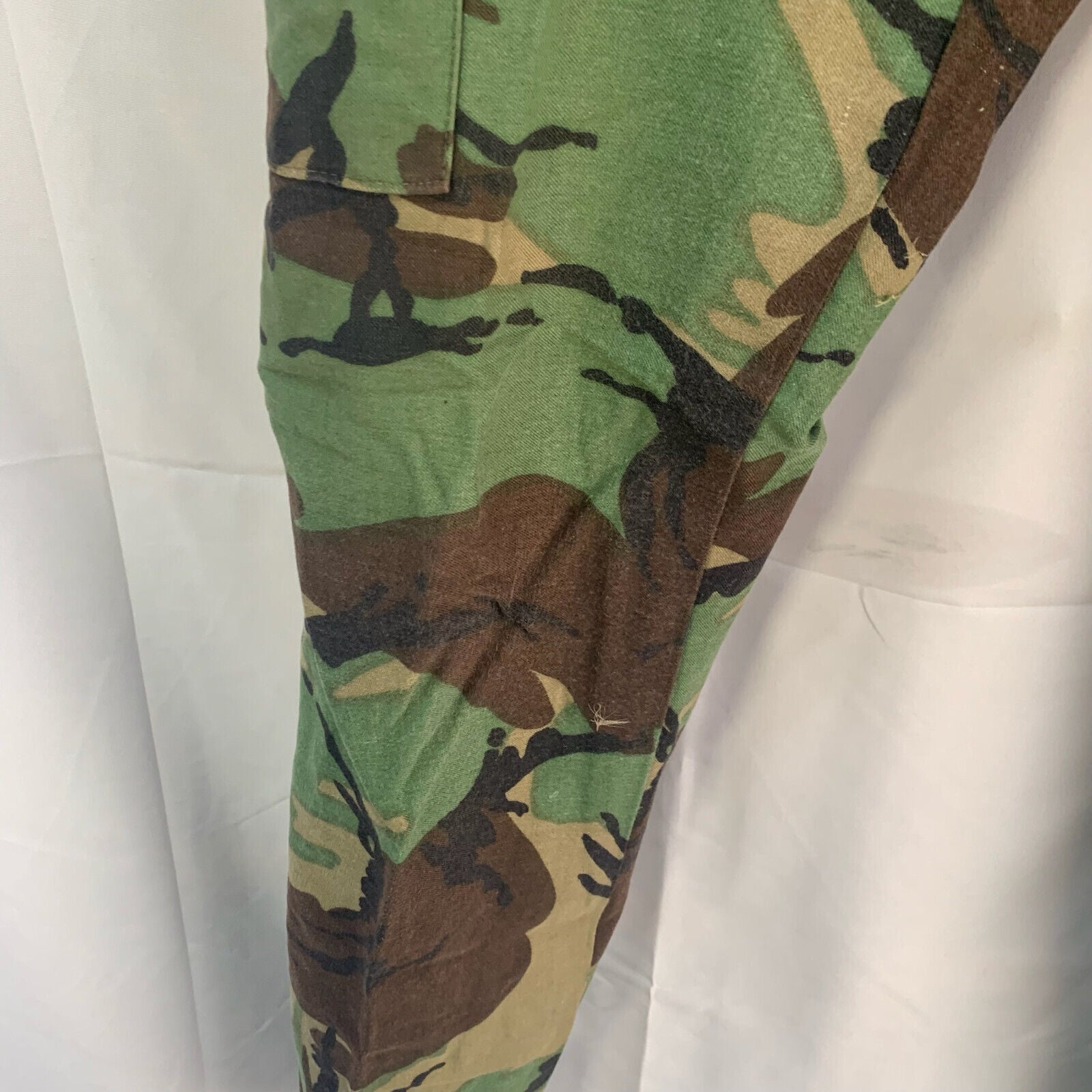 Genuine British Army 68 Pattern DPM Jungle Camouflaged Trousers - Size 29" Waist - The Militaria Shop