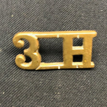 Load image into Gallery viewer, Original WW1 British Army Brass Shoulder Title - 3rd Hussars - The Militaria Shop