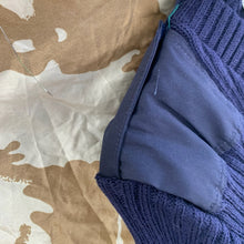 Lade das Bild in den Galerie-Viewer, Genuine British RAF Royal Navy Blue Wool V-Neck Pullover Jersey - 94cm Chest - The Militaria Shop