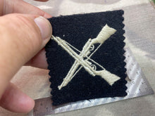 Load image into Gallery viewer, Original Vintage British / German Army Rifleman's Badge - The Militaria Shop