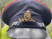 Charger l'image dans la galerie, Original British Army - Royal Artillery Peaked Cap - Size 57cm - The Militaria Shop