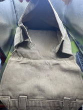 Charger l'image dans la galerie, Original WW2 British Army Officer's 37 Pattern Large Pack with Carrying Handle - The Militaria Shop