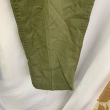 Charger l'image dans la galerie, Genuine British Army Surplus Lightweight Men's Trousers - Size 80/80/96 - The Militaria Shop