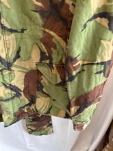Load image into Gallery viewer, Genuine British Army Surplus DPM Camouflaged 1968 Pattern Smock - Size 7 - 38" - The Militaria Shop
