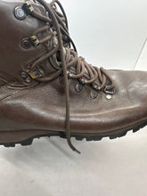 Load image into Gallery viewer, British Army Surplus Brown Leather Combat Boots - ITURRI - Size UK 10 M - The Militaria Shop