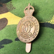 Load image into Gallery viewer, Original WW1 British Cap Badge - 7th Queen's Own Hussars - The Militaria Shop