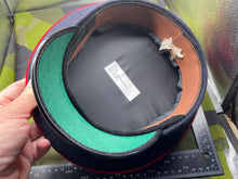 Lade das Bild in den Galerie-Viewer, Original British Army - REME Cap & Badge - Size 58cm - The Militaria Shop