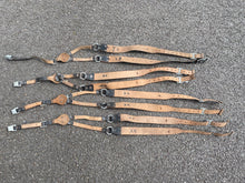 Lade das Bild in den Galerie-Viewer, Original German Army Leather Equipment Y-Straps - The Militaria Shop