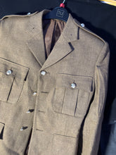 Lade das Bild in den Galerie-Viewer, Grade 1 British Army FAD No2 Dress Uniform Jacket - Size 170/96/80 - The Militaria Shop