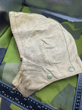 Charger l'image dans la galerie, Original British Army Tankers Khaki Pixie Suit Detachable Hood with Label - The Militaria Shop