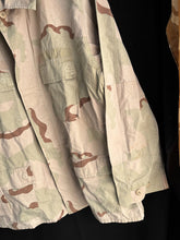 Load image into Gallery viewer, Gulf War US Army DCU Camouflaged Combat Field Coat/Jacket - 48 Inch Chest - The Militaria Shop