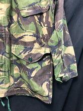 Lade das Bild in den Galerie-Viewer, Genuine British Army Surplus Combat Jacket Smock DPM - Size 190/104 - The Militaria Shop