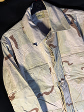 Load image into Gallery viewer, Gulf War US Army DCU Camouflaged Combat Field Coat/Jacket - Medium/Long - The Militaria Shop