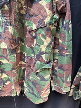 Lade das Bild in den Galerie-Viewer, Genuine British Army DPM Camouflaged Combat Field Jacket - Size 180/96 - The Militaria Shop