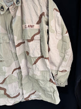 Load image into Gallery viewer, Gulf War US Army DCU Camouflaged Combat Field Coat/Jacket - Small/Regular - The Militaria Shop