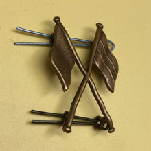 Load image into Gallery viewer, Original WW2 British Army Brass Signallers Flag Sleeve Badge - The Militaria Shop