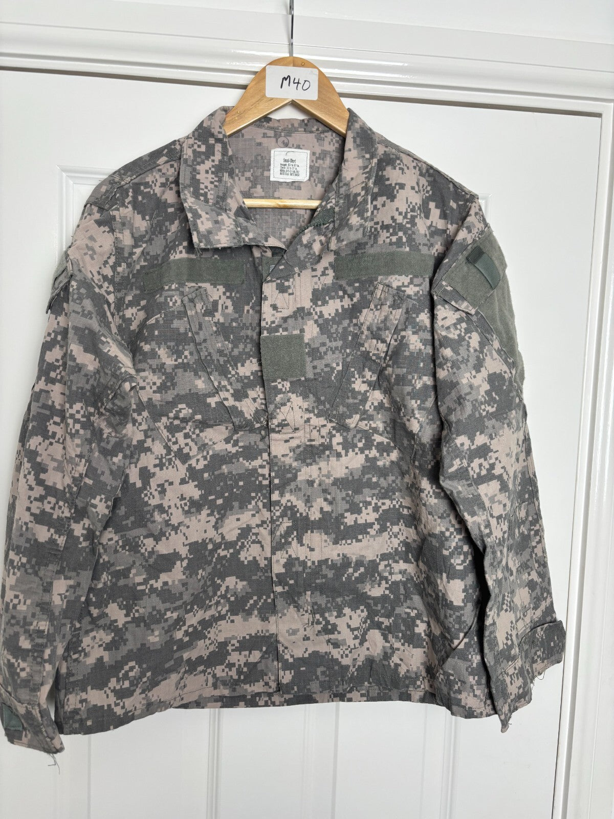 Surplus US Army ACU Combat Uniform Jacket -Size Small-Short - The Militaria Shop