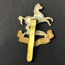 Charger l'image dans la galerie, Original British Army WW1 / WW2 The King's Liverpool Regiment Cap Badge - The Militaria Shop