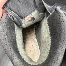 Charger l'image dans la galerie, German Army Black Leather Army Heavy Duty Combat Boots Meindl Size EU 43 UK 9 - The Militaria Shop