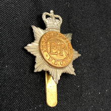 Load image into Gallery viewer, Genuine British Army Cap Badge - Middlesex Yeomanry - The Militaria Shop