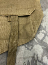 Charger l'image dans la galerie, Original WW2 Dated British Army 37 Pattern Large Pack - Great Condition - The Militaria Shop